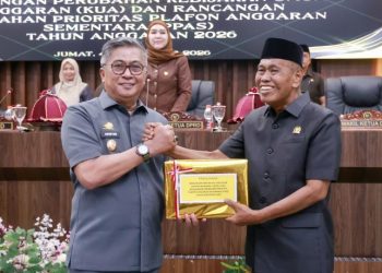 Wabup Abustan Sampaikan Rancangan Perubahan KUA-PPAS 2026, Pendapatan Barru Diproyeksikan Naik Jadi Rp804,37 Miliar