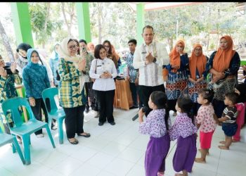 Kunjungi Barru, Dirjen Bina Pemdes Kemendagri Apresiasi 34 Desa Berstatus Mandiri
