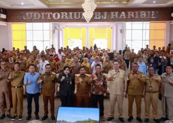Sekda Barru Paparkan Strategi Pengendalian Inflasi dan GPM pada HLM TPID Sulsel