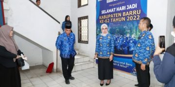 Sidak Perpustakaan Barru, Bupati Andi Ina Soroti Promosi Digital dan Ruangan Rusak