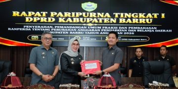Bupati Barru Serahkan Ranperda Perubahan APBD 2026 ke DPRD