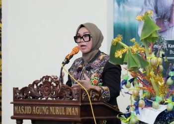 Maulid Akbar di Barru, Bupati Andi Ina Ajak Masyarakat Perkuat Gerakan Zakat dan Kepedulian Sosial