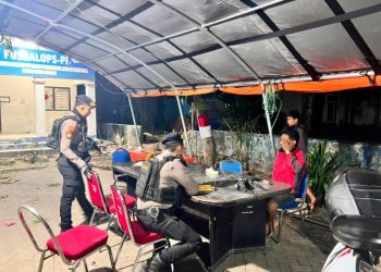 Patroli Perintis Presisi Polres Barru Sasar UMKM dan Titik Rawan, Cegah Gangguan Kamtibmas di Malam Hari