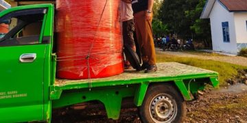 Kemarau Berkepanjangan, Lurah Badaruddin Kembali Salurkan Air Bersih untuk Warga Sumpang Binangae
