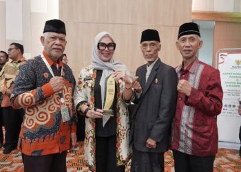 Bupati Barru Andi Ina Raih GRAND AWARDS 2026 sebagai Bupati Pendukung Zakat Terbaik dari BAZNAS RI