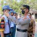Pimpin Upacara di SMKN 1 Barru, Kapolres Tekankan Bahaya Hoaks dan Narkoba