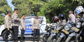 Kapolres Barru Pimpin Pemeriksaan Randis, 19 Personel Ditemukan Bermasalah Administrasi