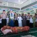 WUJUD KEPEDULIAN DAN EMPATI, KAPOLRES BARRU AKBP SURYO WIBOWO IKUT SALAT JENAZAH WARGA TAKKALASI