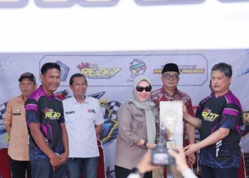 Bupati Andi Ina Buka Palanro Katinting Race 2026, Dorong Wisata Bahari dan Ekonomi UMKM