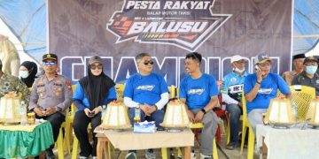 Wabup Abustan Buka Pesta Panen dan Balap Motor Taksi Gabah di Balusu, Dorong UMKM dan Pembinaan Pembalap Lokal
