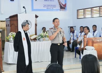 Kapolres Barru Gelar Minggu Kasih Bersama Jemaat Gereja Toraja, Perkuat Toleransi dan Kamtibmas