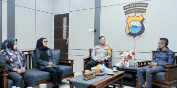 Kapolres Barru dan Bawaslu Perkuat Koordinasi Antisipasi Kerawanan Politik dan Pengamanan Pilkades