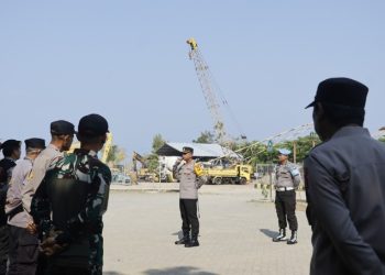 Kapolres Barru Pimpin Pengamanan Aksi Buruh PT LPN Shipyard 2
